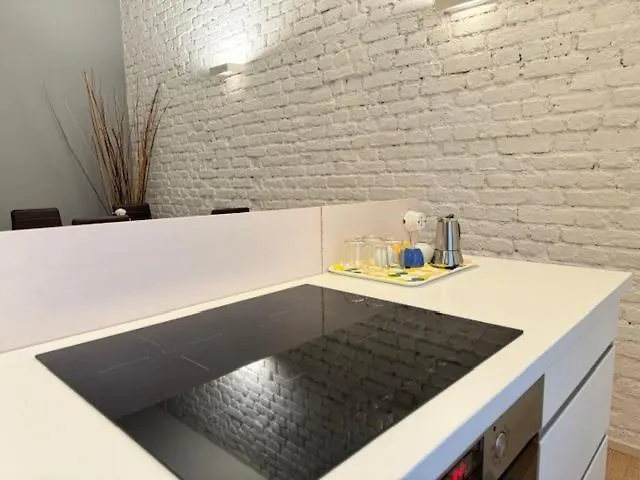 Isola Porta Nuova Apartment Milan